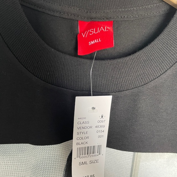 Black Print T-shirt - Picture 5 of 7